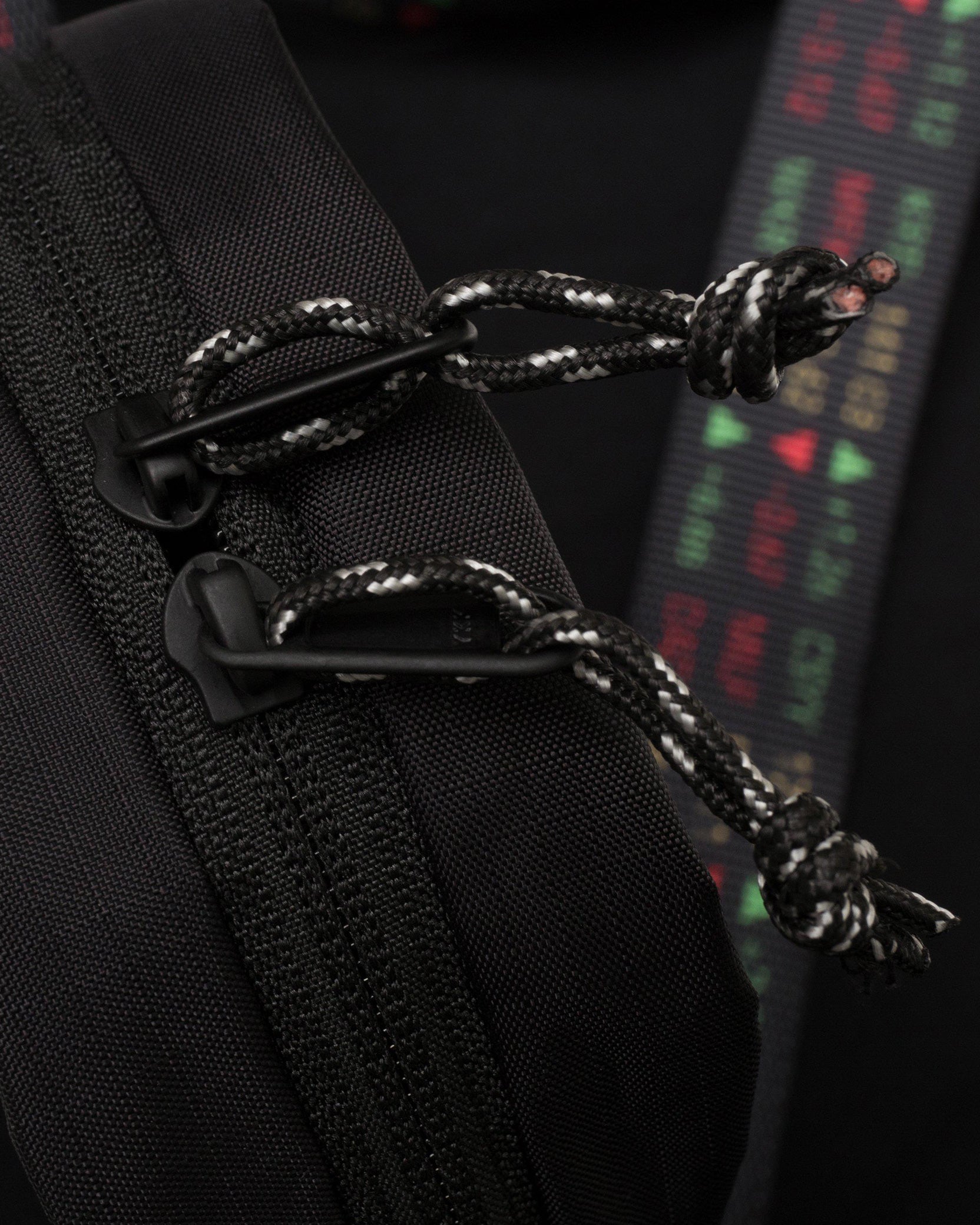 Stock Ticker Shoulder Bag - Black